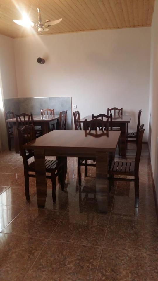 Guesthouse Guram Baba Mestia Ngoại thất bức ảnh